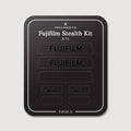Kit discret pour Fujifilm X-T1 : vinyles Logo discret et Noir mat sur la feuille de support Field Made Co